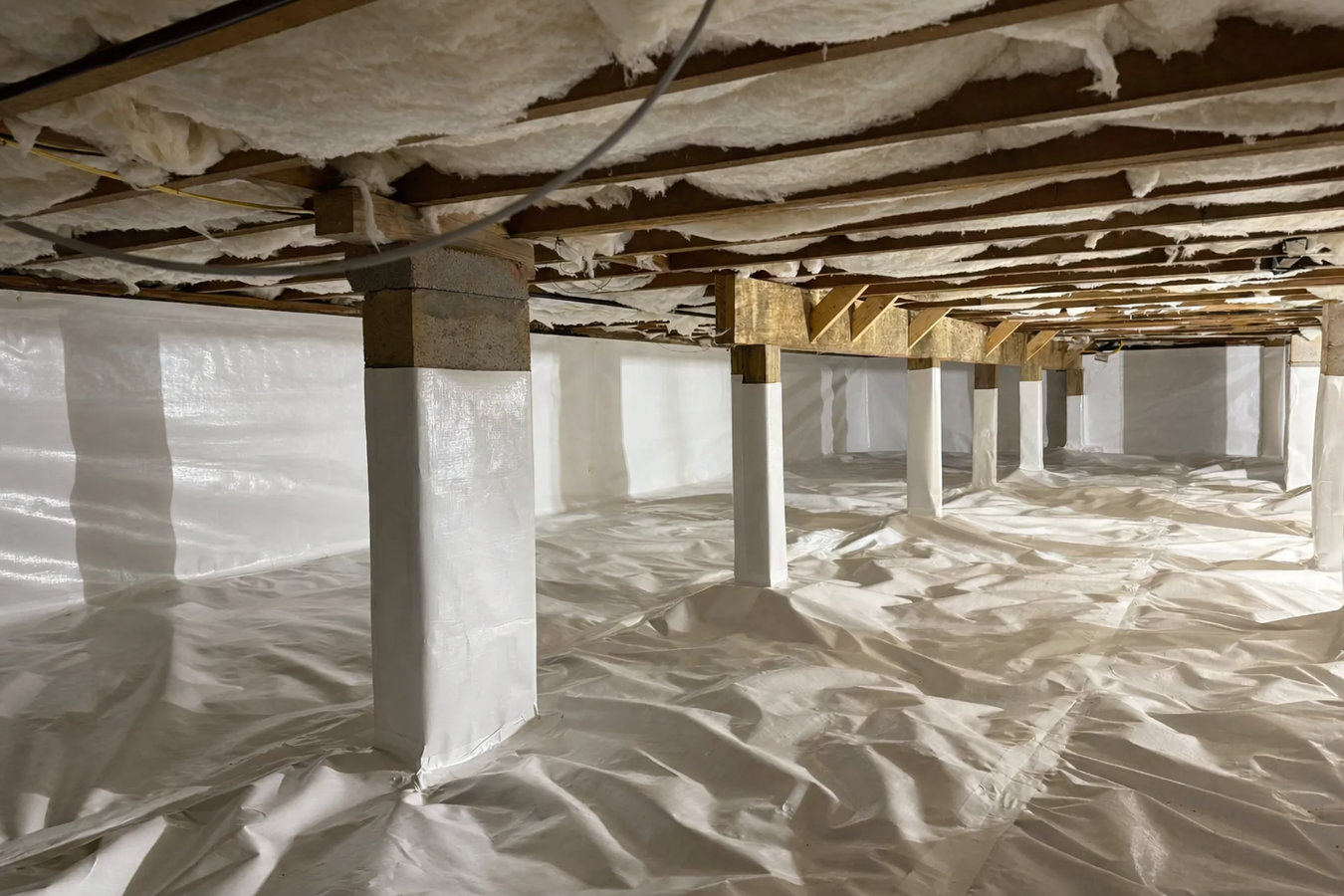 Crawl space vapor barrier